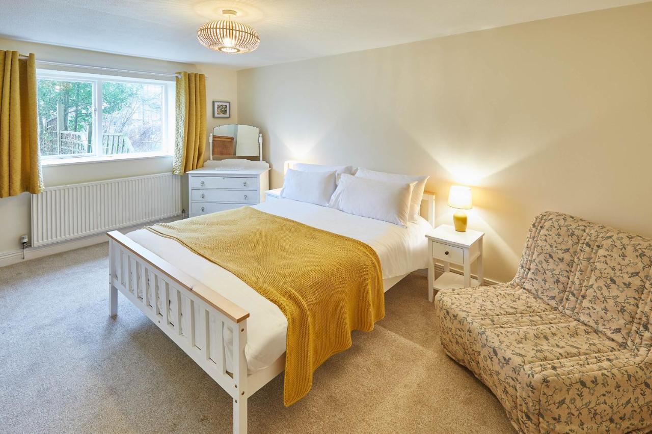 Host & Stay - The Garden Flat Скарбъро Екстериор снимка